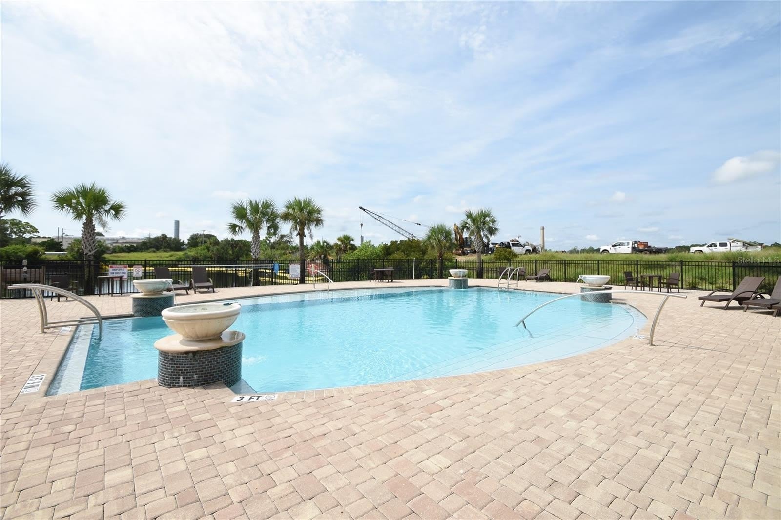 114 DEL PALMA Drive – photo 2