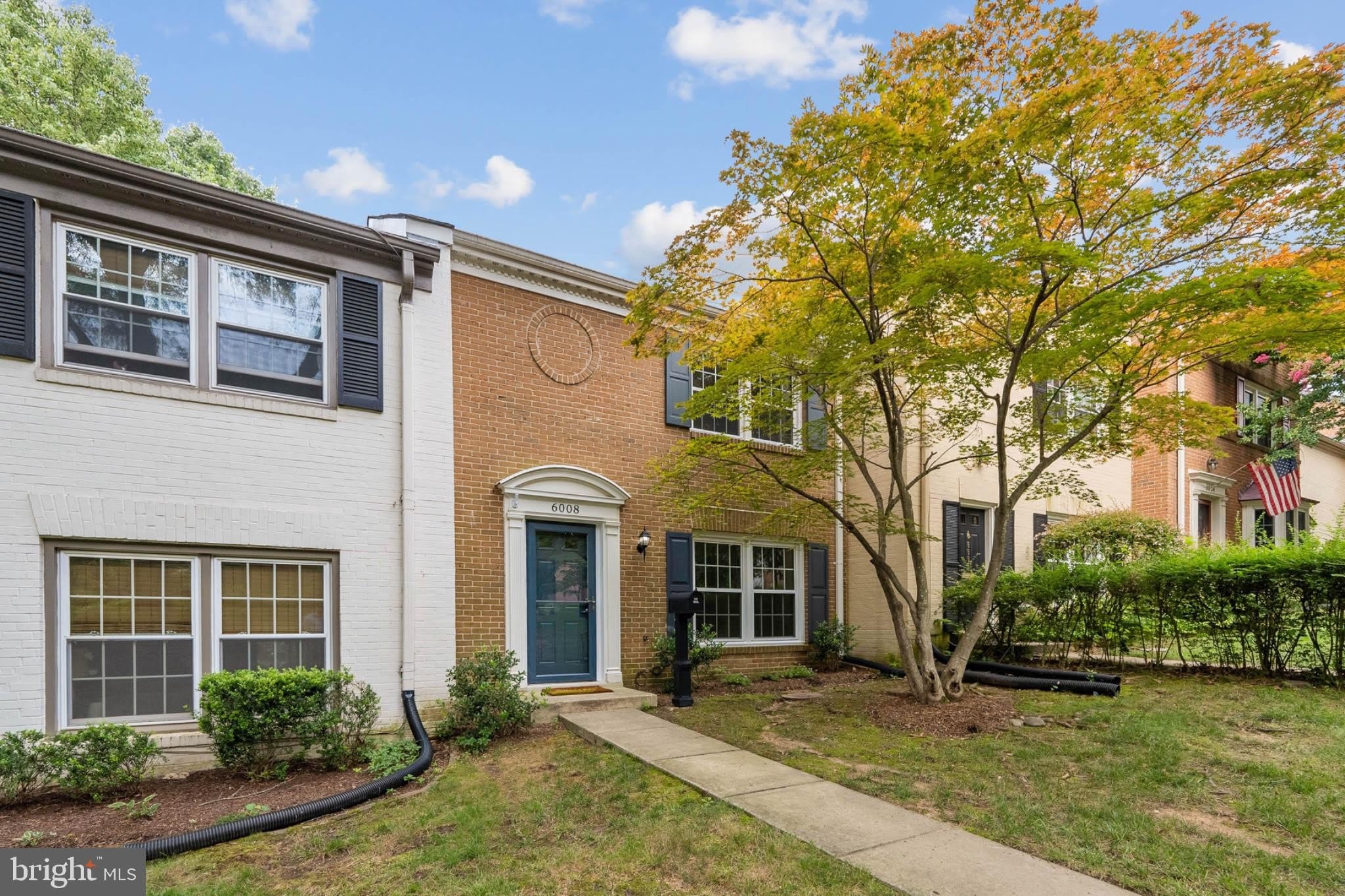 6008 WATERBURY Court – photo 1