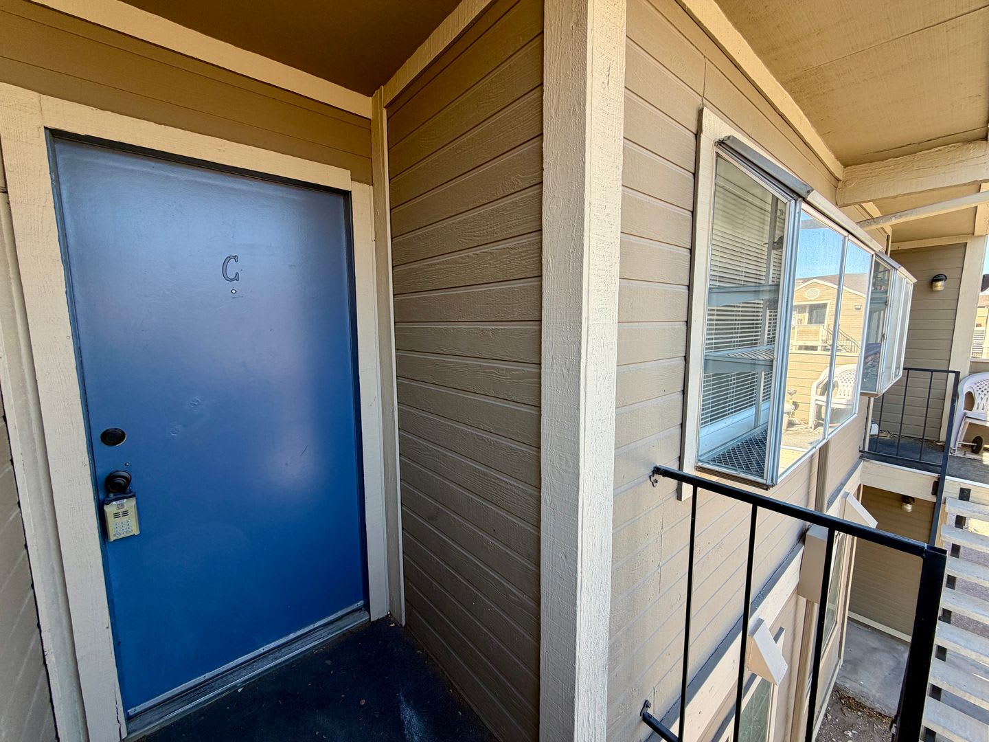 Gated Community 2 Bedroom Condo In Se Las Vegas – photo 2