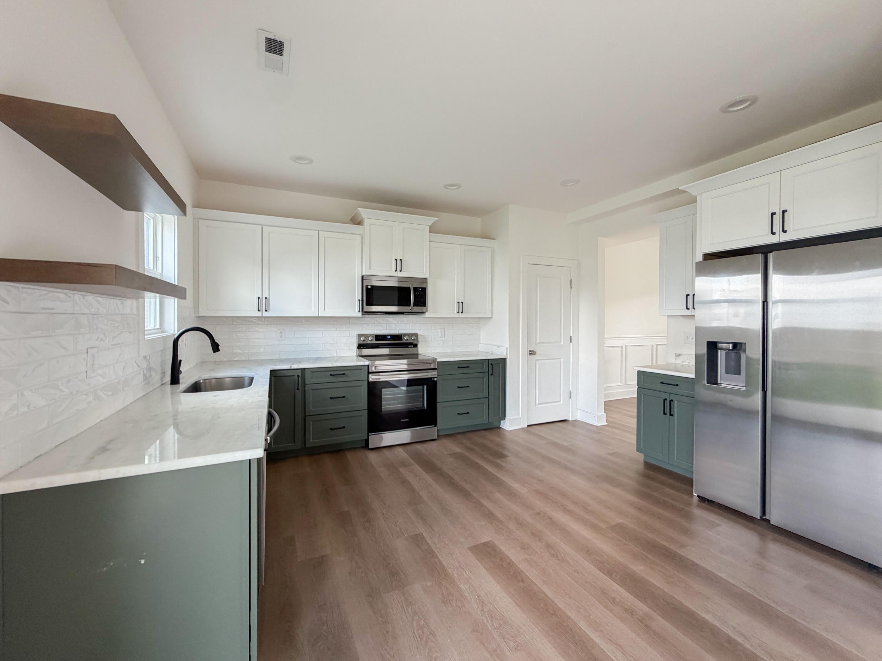 208 Skaggs Boulevard – photo 3