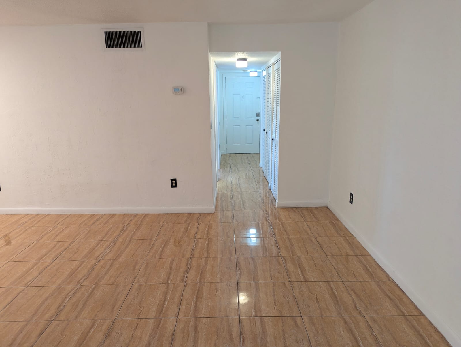 20400 Nw 7th Ave – photo 3