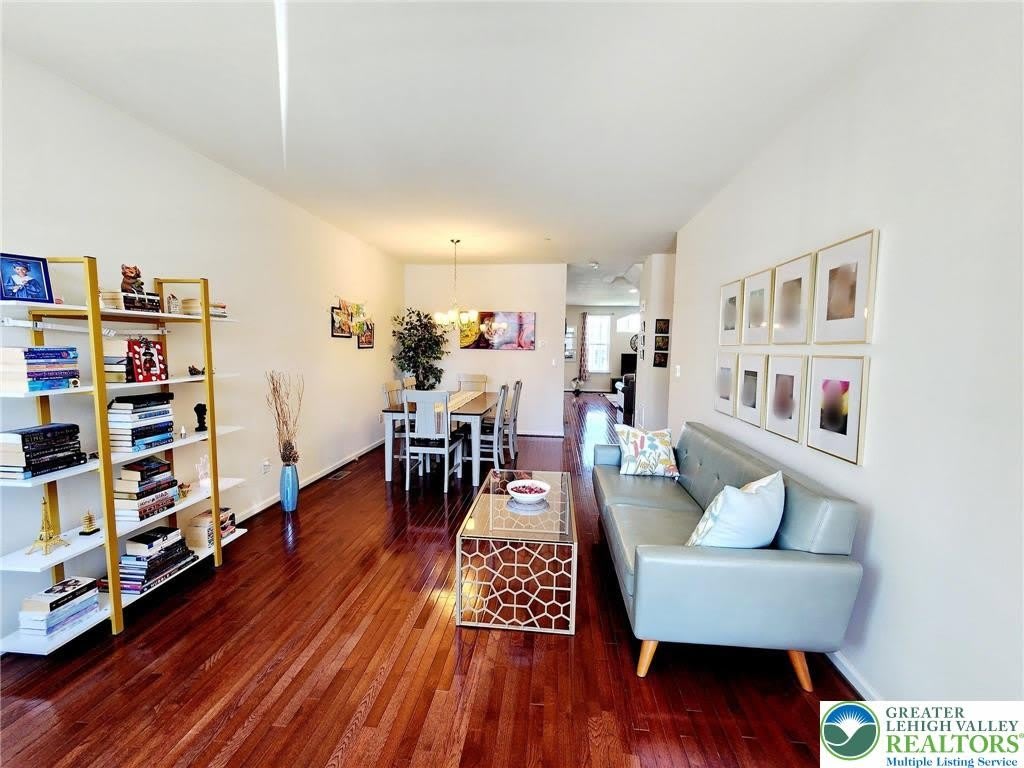 4620 Woodbrush Way – photo 4
