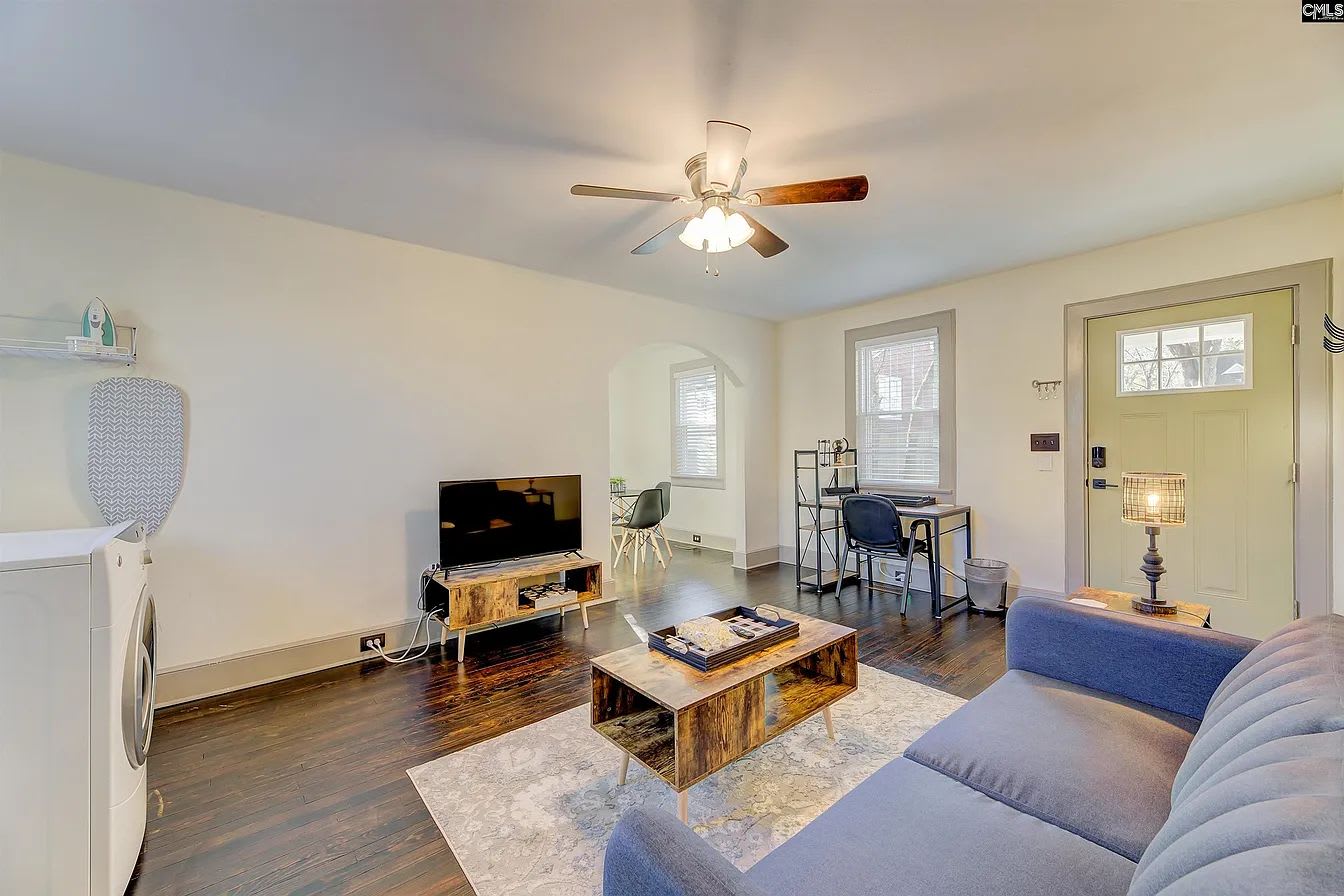 3226 Lakewood Avenue – photo 3