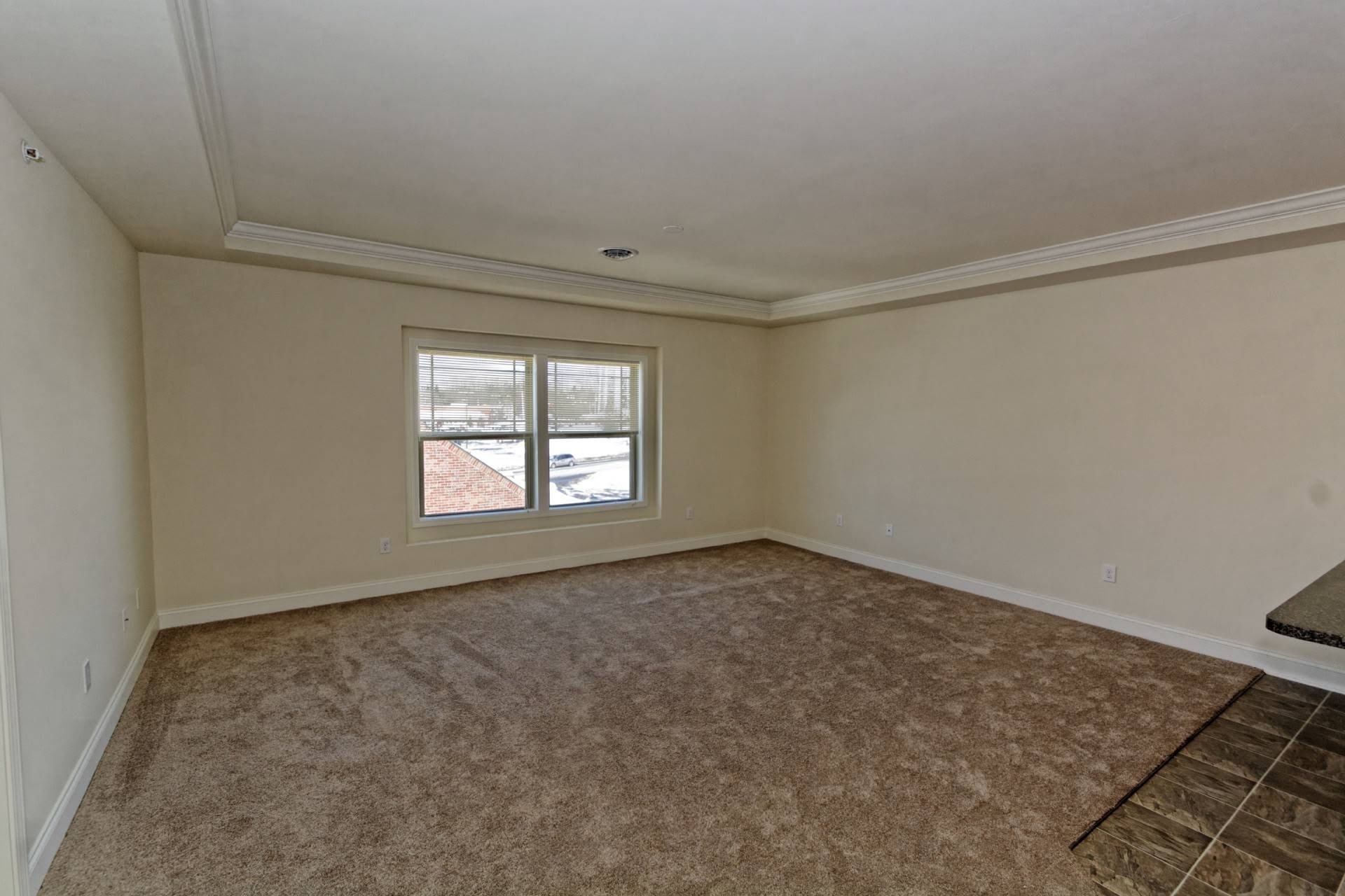 1727 Tower Street – photo 5