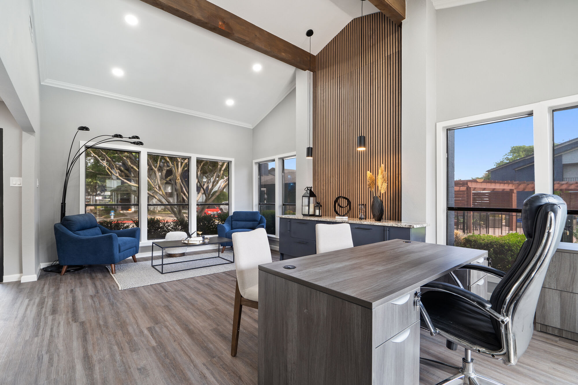 Prestonwood Apartment Homes – photo 1