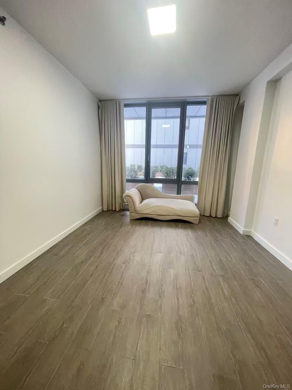 144-27 Sanford Avenue – photo 3