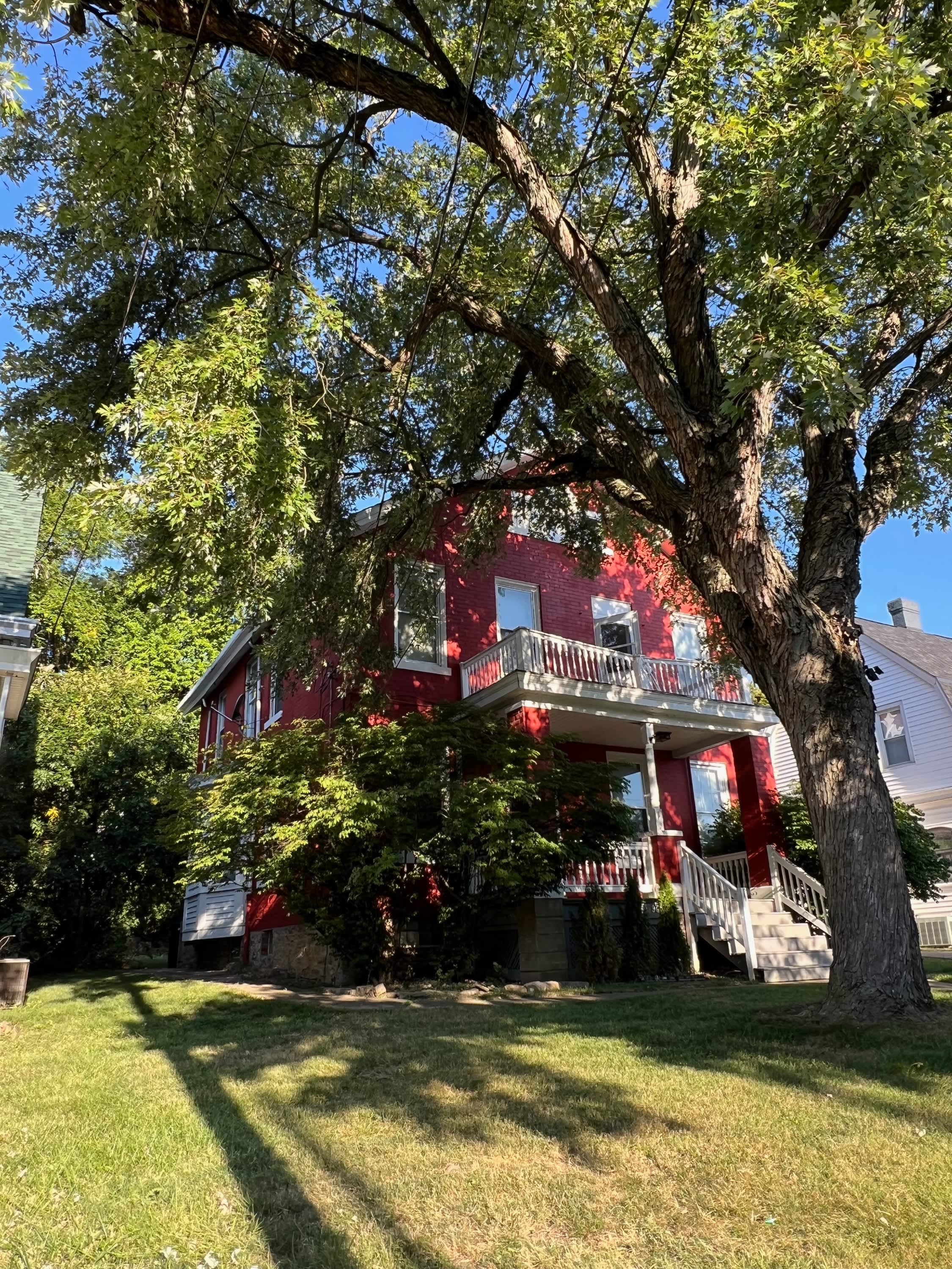 905 Suire Avenue 2 – photo 3