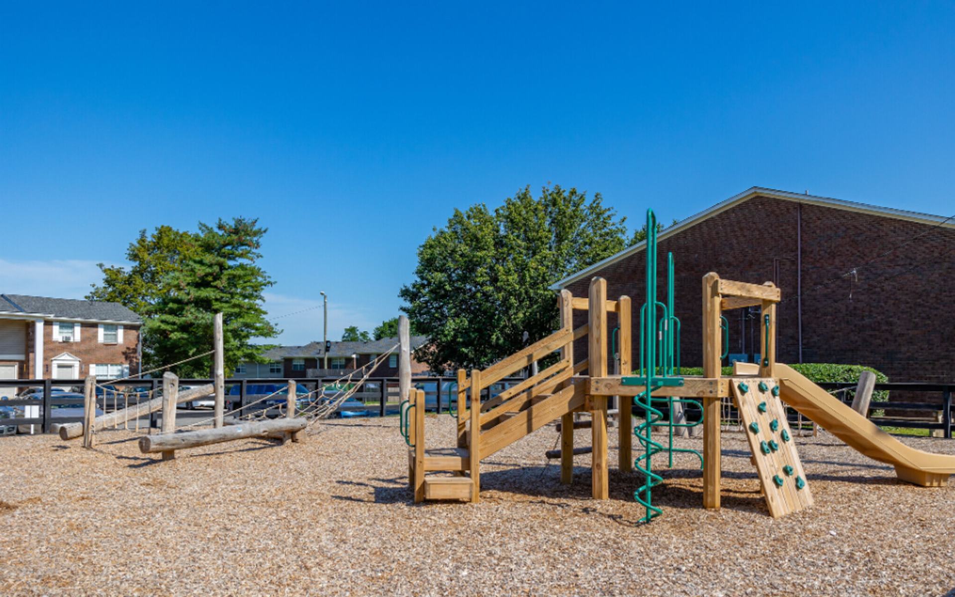 Brentwood Hills Luxury Townhouses – photo 4