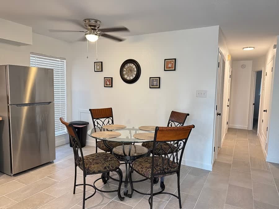 405 West Spruce Avenue A – photo 4