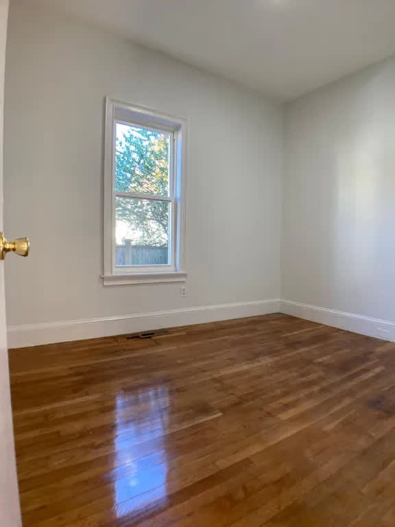 3 Winnemay St. – photo 2