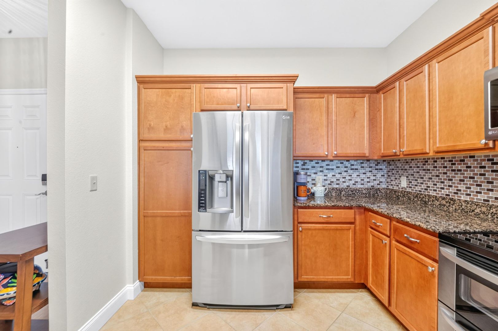 BEAUTIFULLY FURNISHED 9TH-FLOOR CONDO FOR RENT AT HALIFAX LANDING! – photo 5