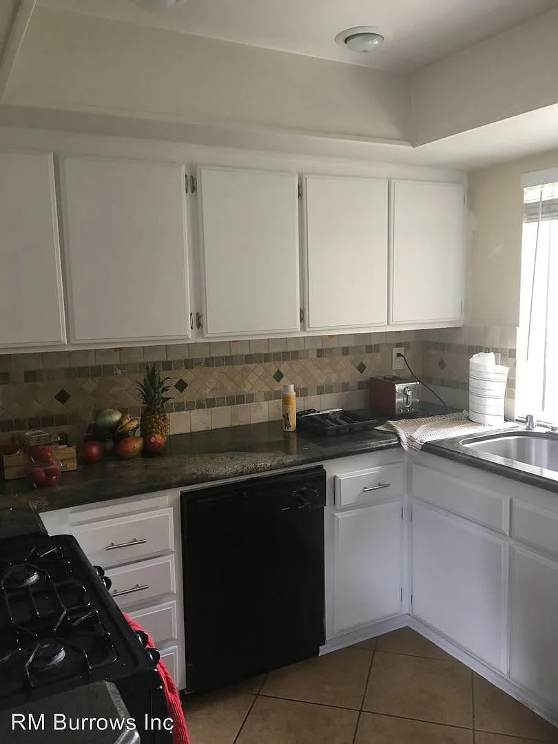 2790 Erringer Rd – photo 3