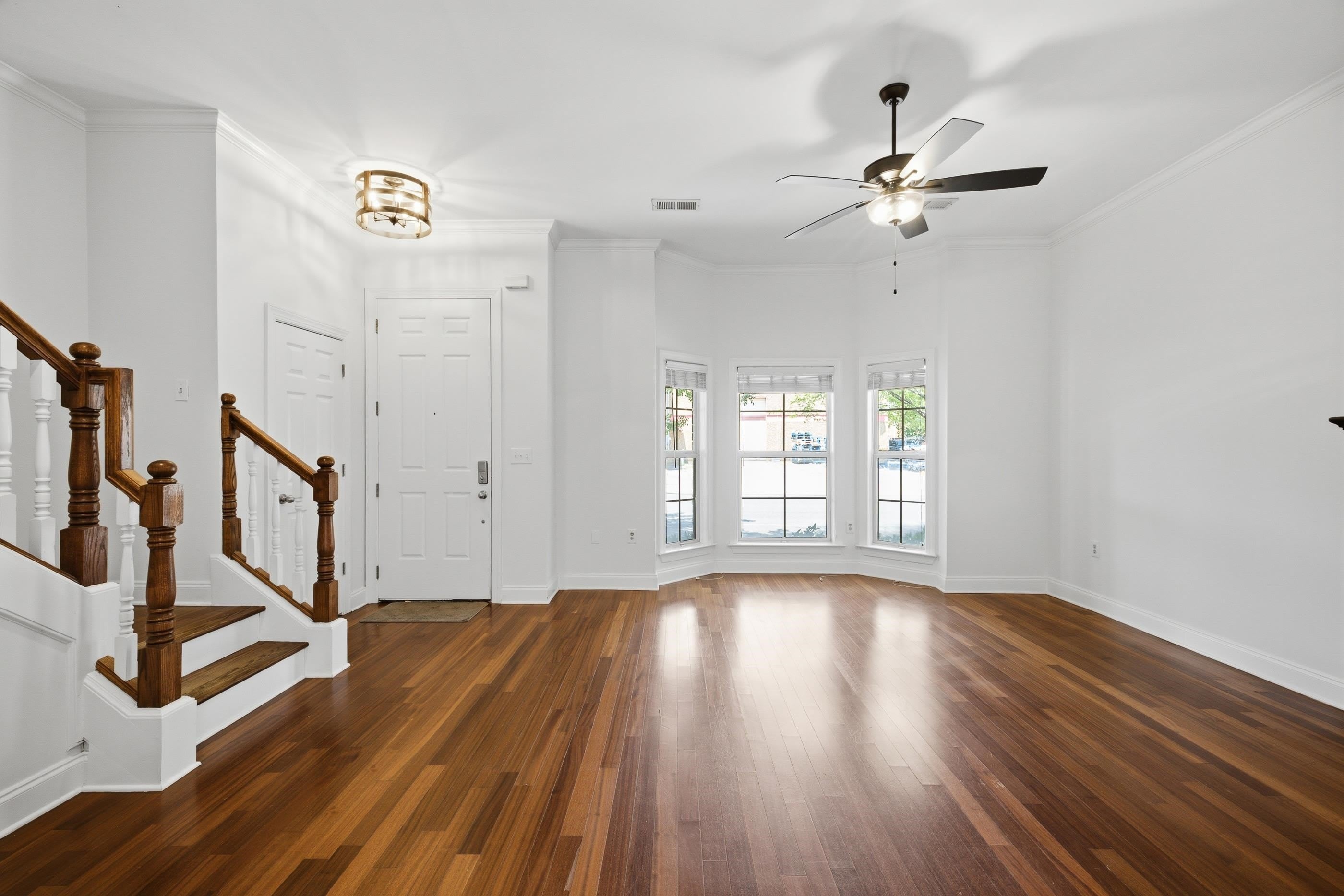 89 W CAROLINA Ave – photo 4
