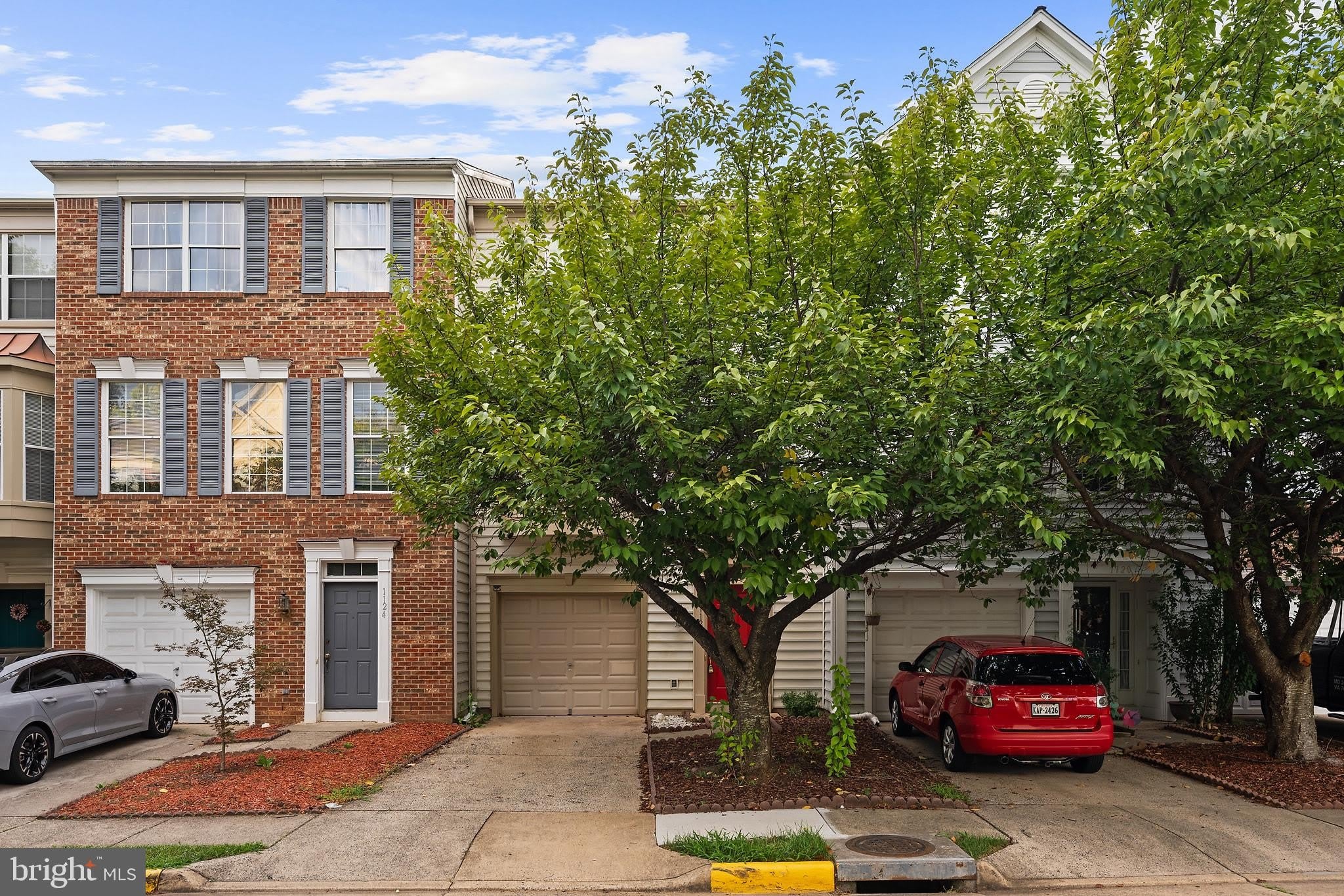 1122 Cypress Tree Place – photo 2