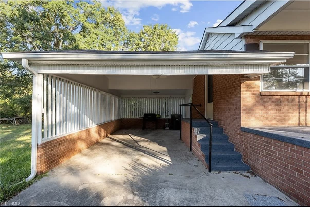2462 Harrington Hwy – photo 5