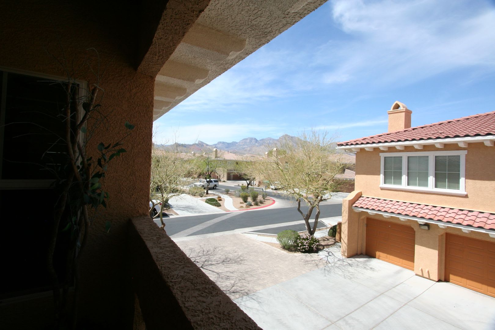 2 bed, 2 bath, 1 car condo – photo 3
