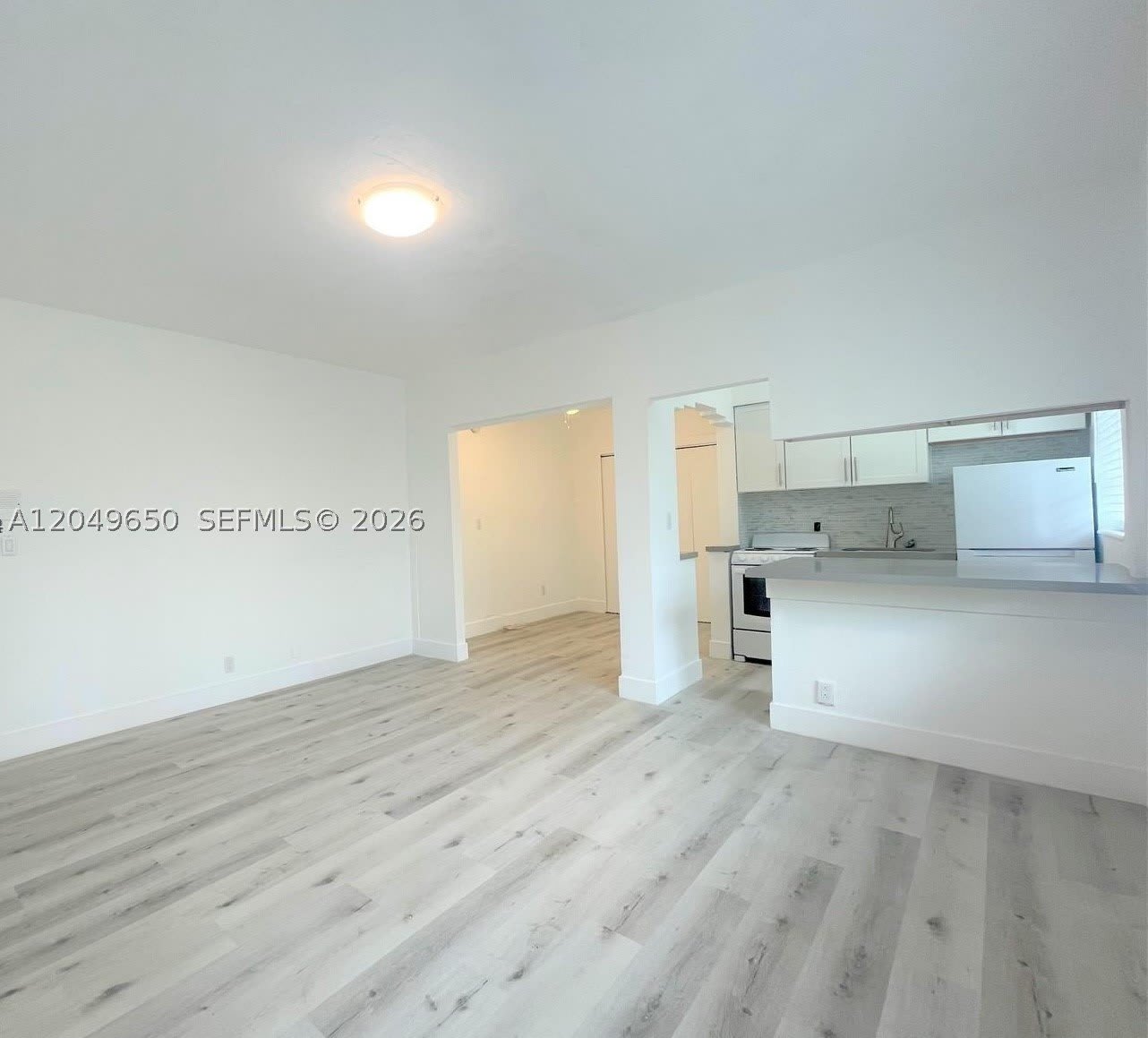 1021 Euclid Ave – photo 2