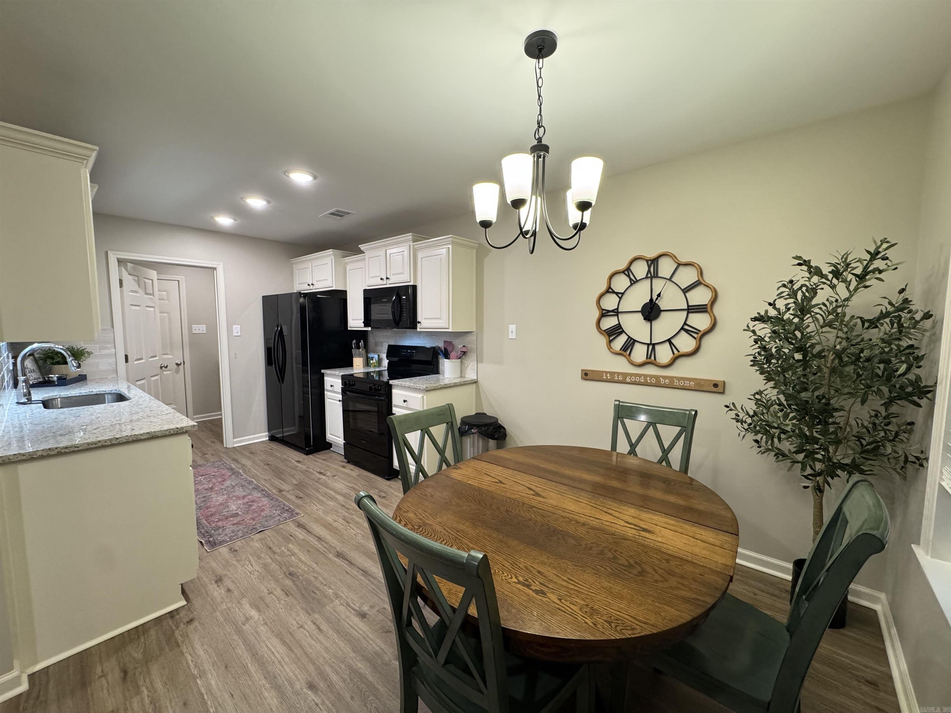 4 Shiloh Place – photo 3