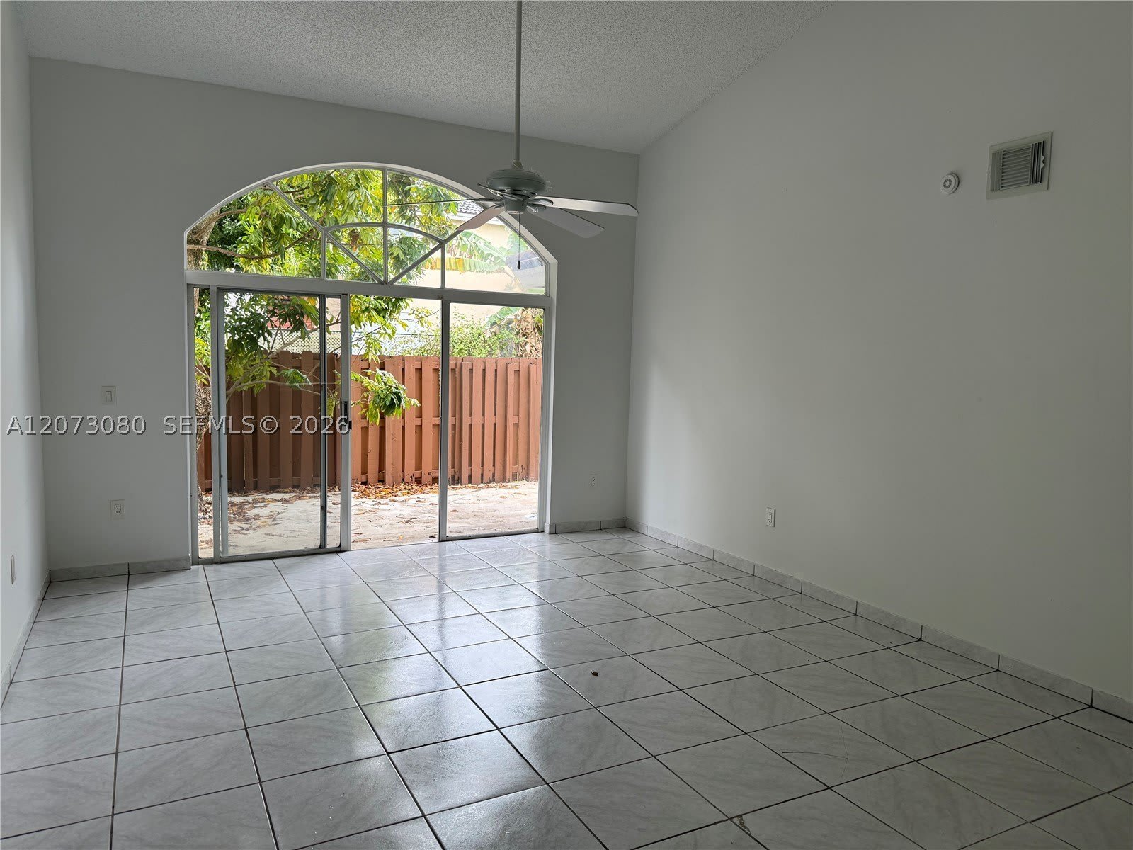 15870 SW 85th Ln – photo 2