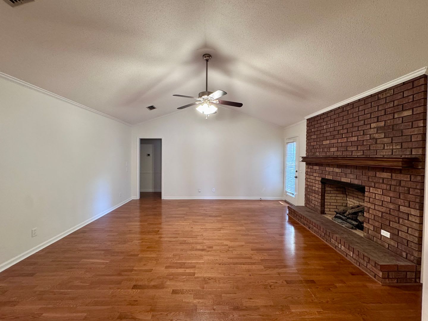 1310 Old Summerville Rd – photo 5