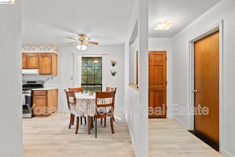 20790 Ferretti Road – photo 5