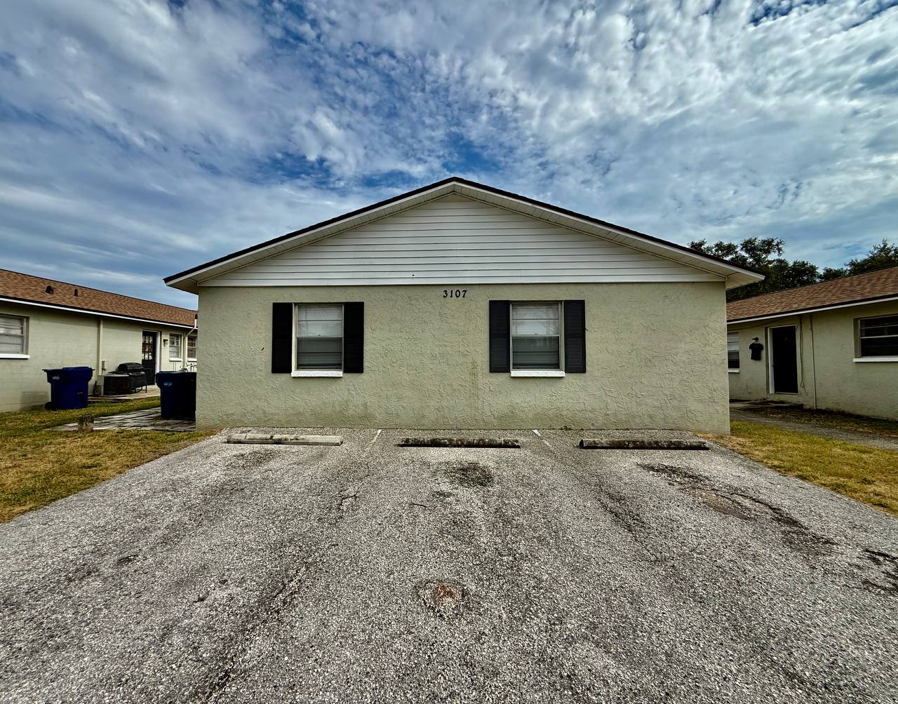 3107 W Marcum St Unit B – photo 1
