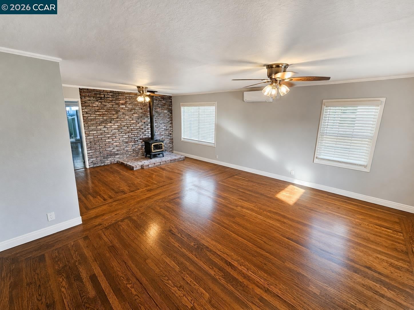 916 Veale Ave – photo 2