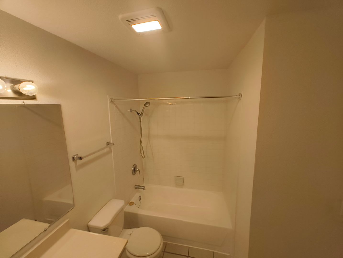 Spacious 3BR/2BA in Mililani – photo 5