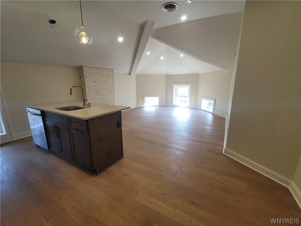 884 Main Street – photo 2