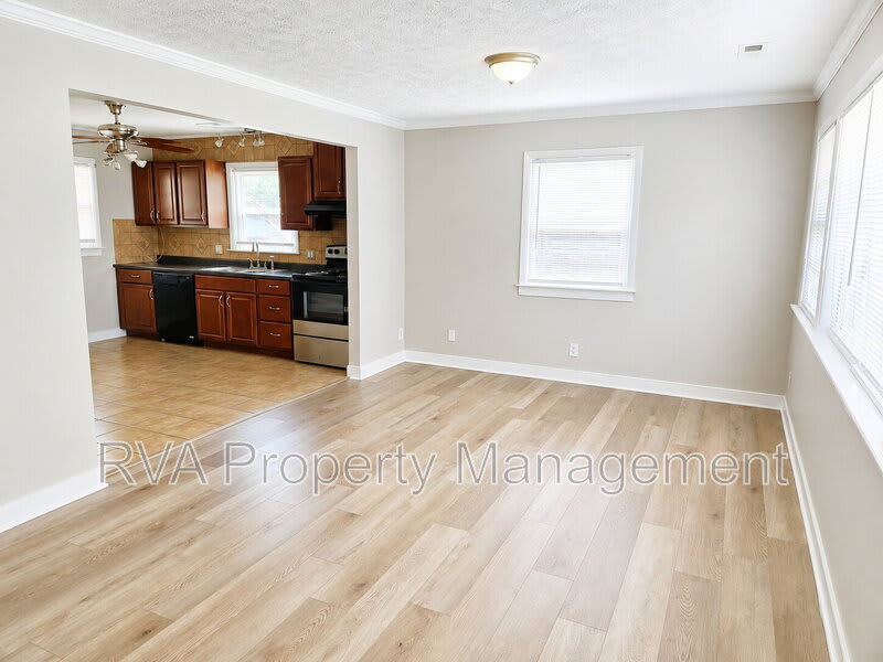 4812 Gilmour Road – photo 5