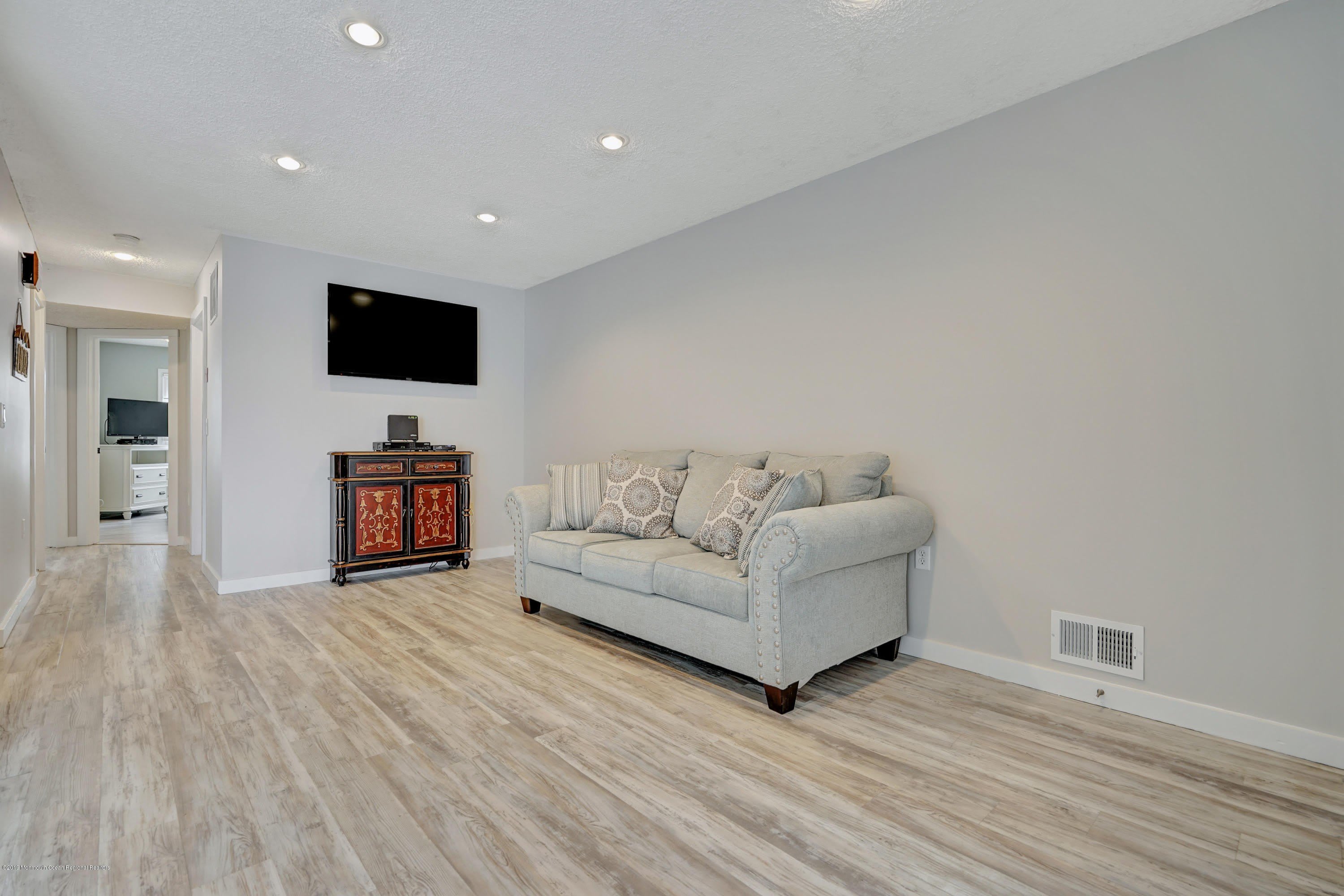 42 Hamilton Avenue – photo 5