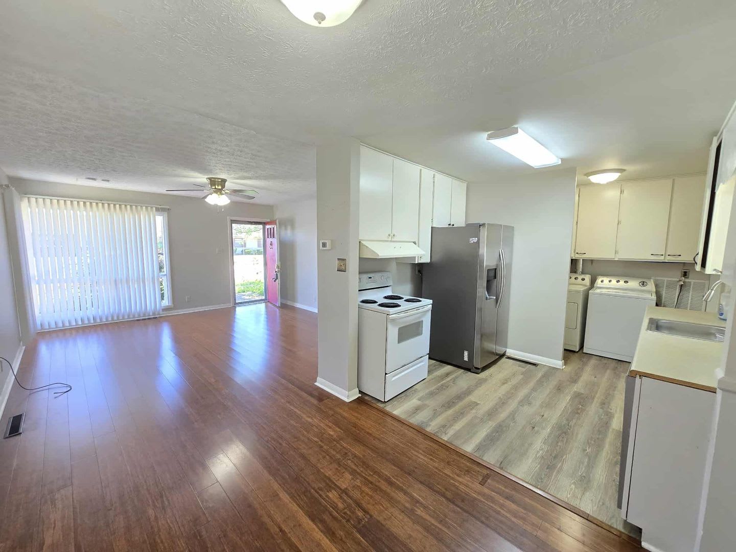 Updated 3 bedroom home located off Bardstown Rd! – photo 3