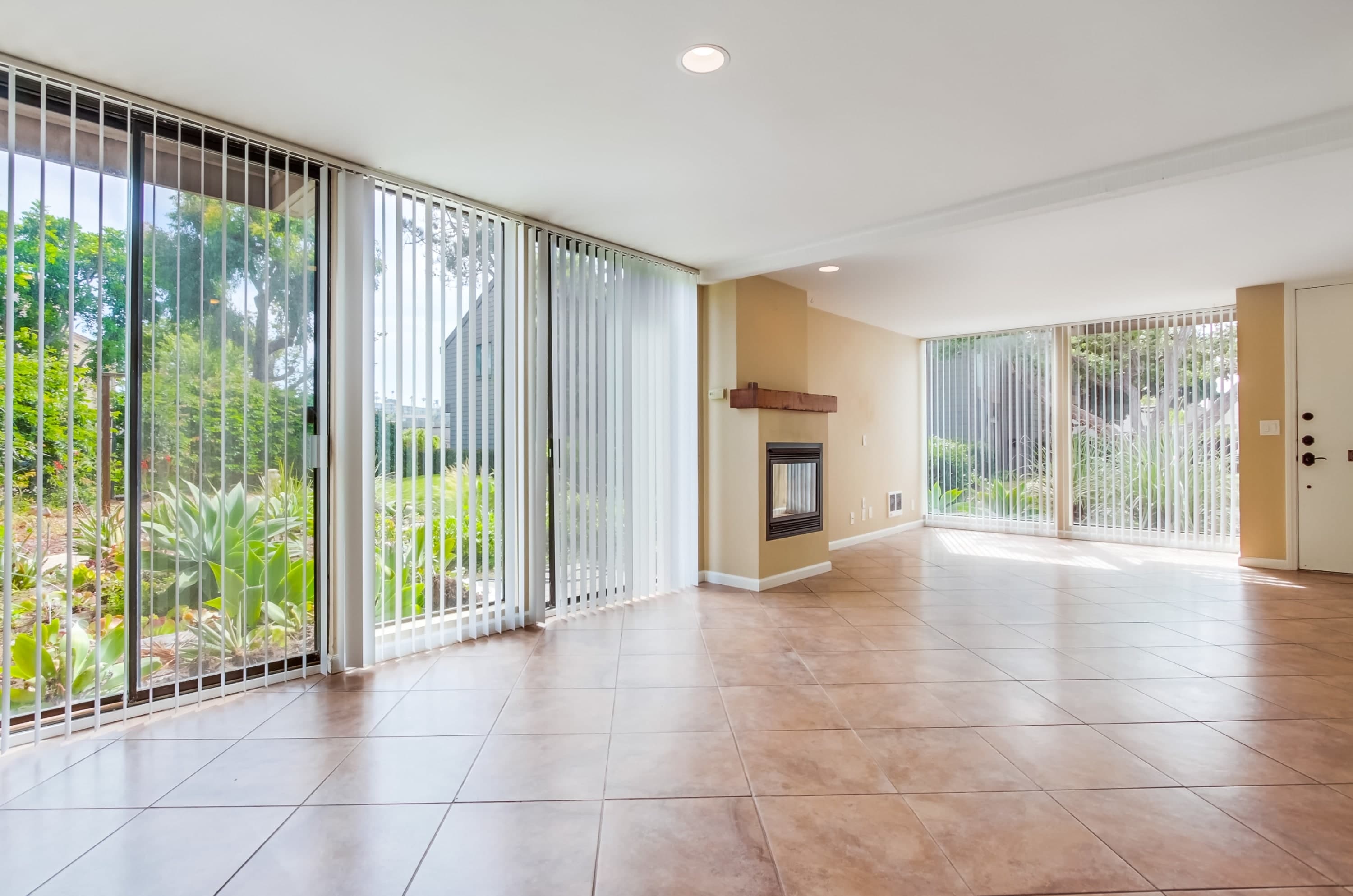 675 South Sierra Avenue 19 – photo 4