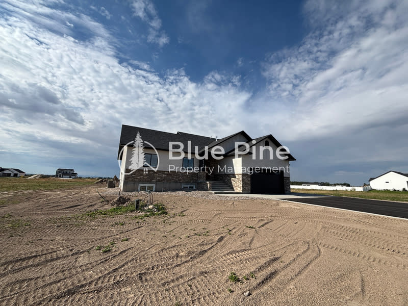 3766 E 369 N – photo 2