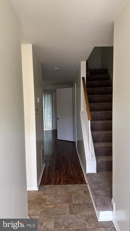 6762 Ducketts Lane – photo 2