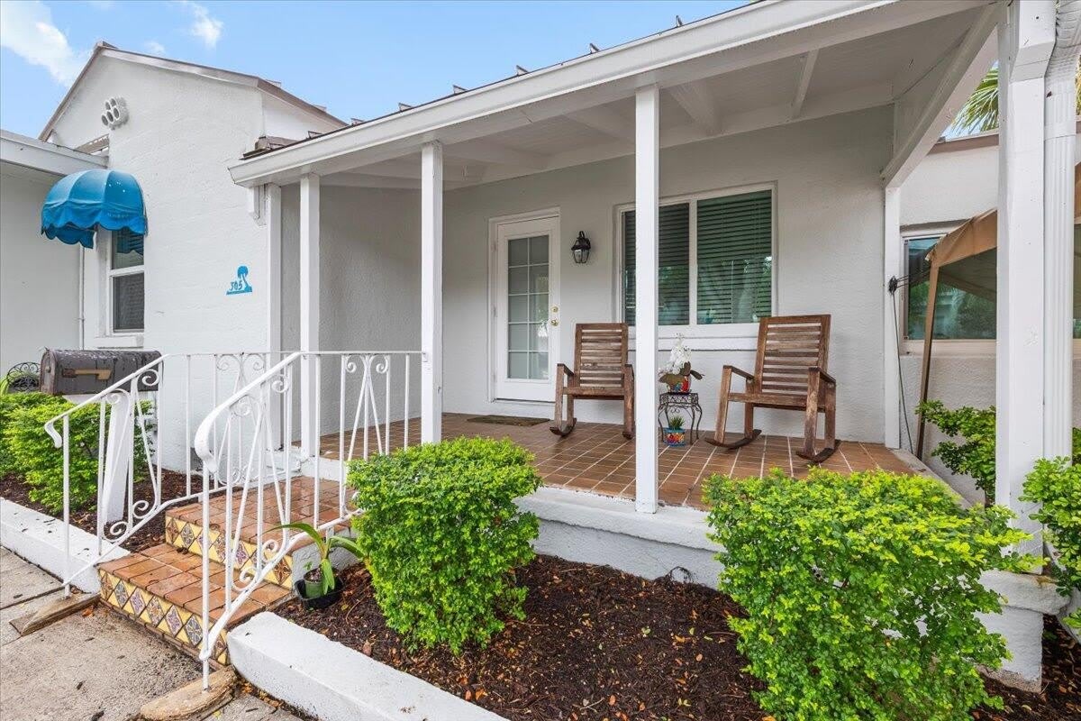 305 NE 14th Avenue – photo 3