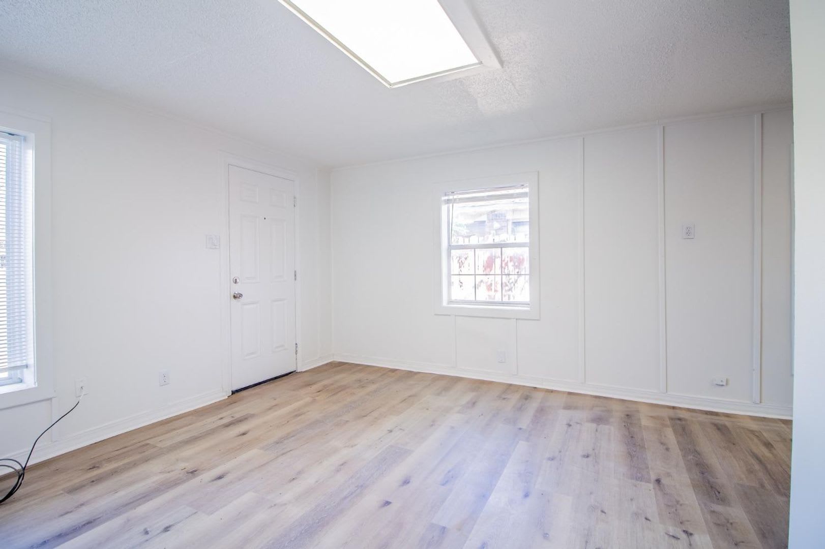 Updated 2 bed 1 bath house – photo 5