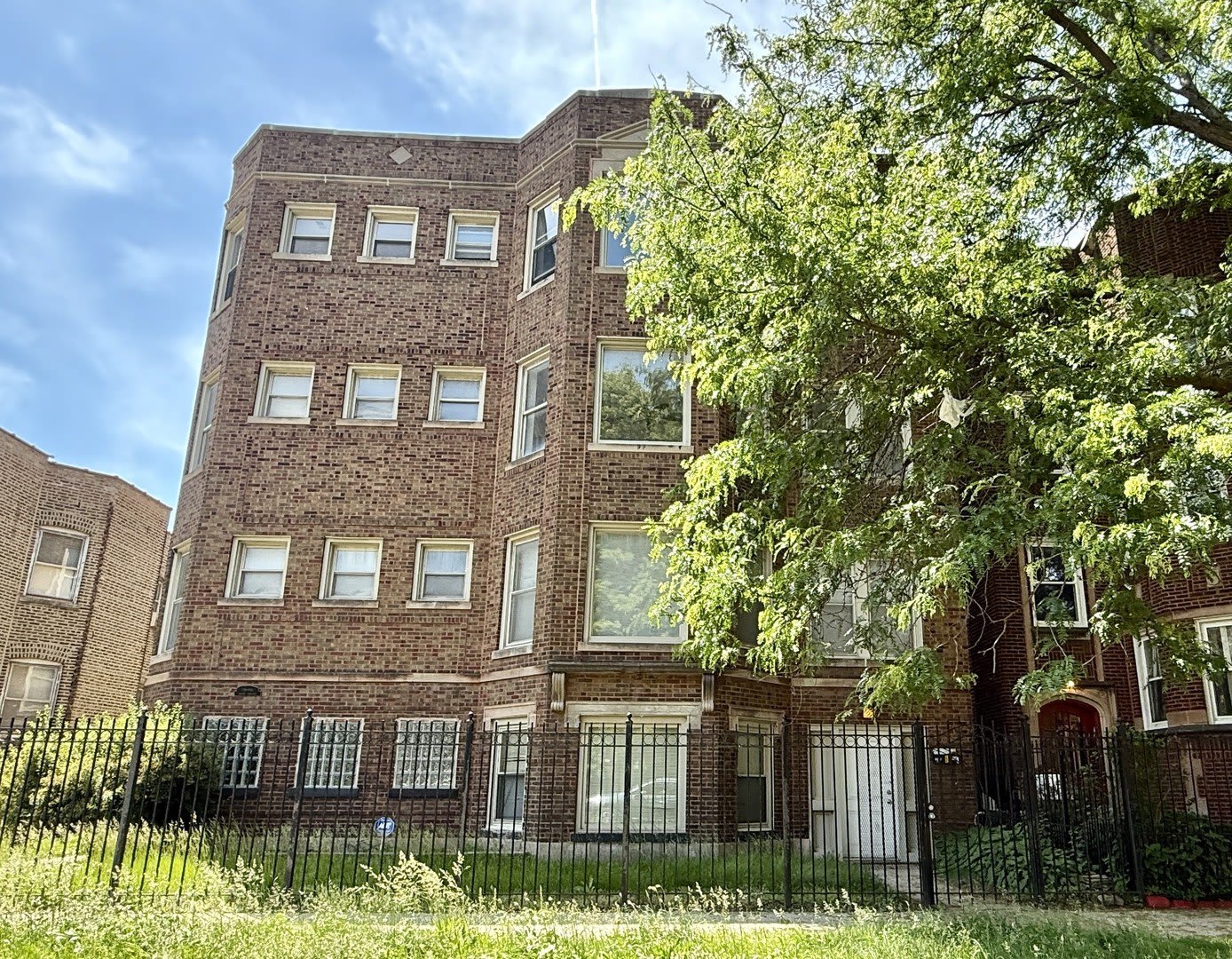 7722 S Cornell Avenue – photo 1