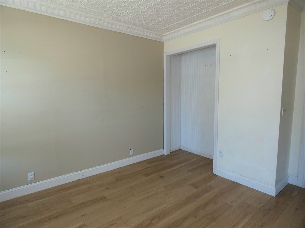63 Emerald St – photo 4