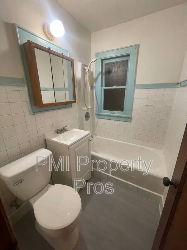 3432 E Cudahy Ave – photo 3
