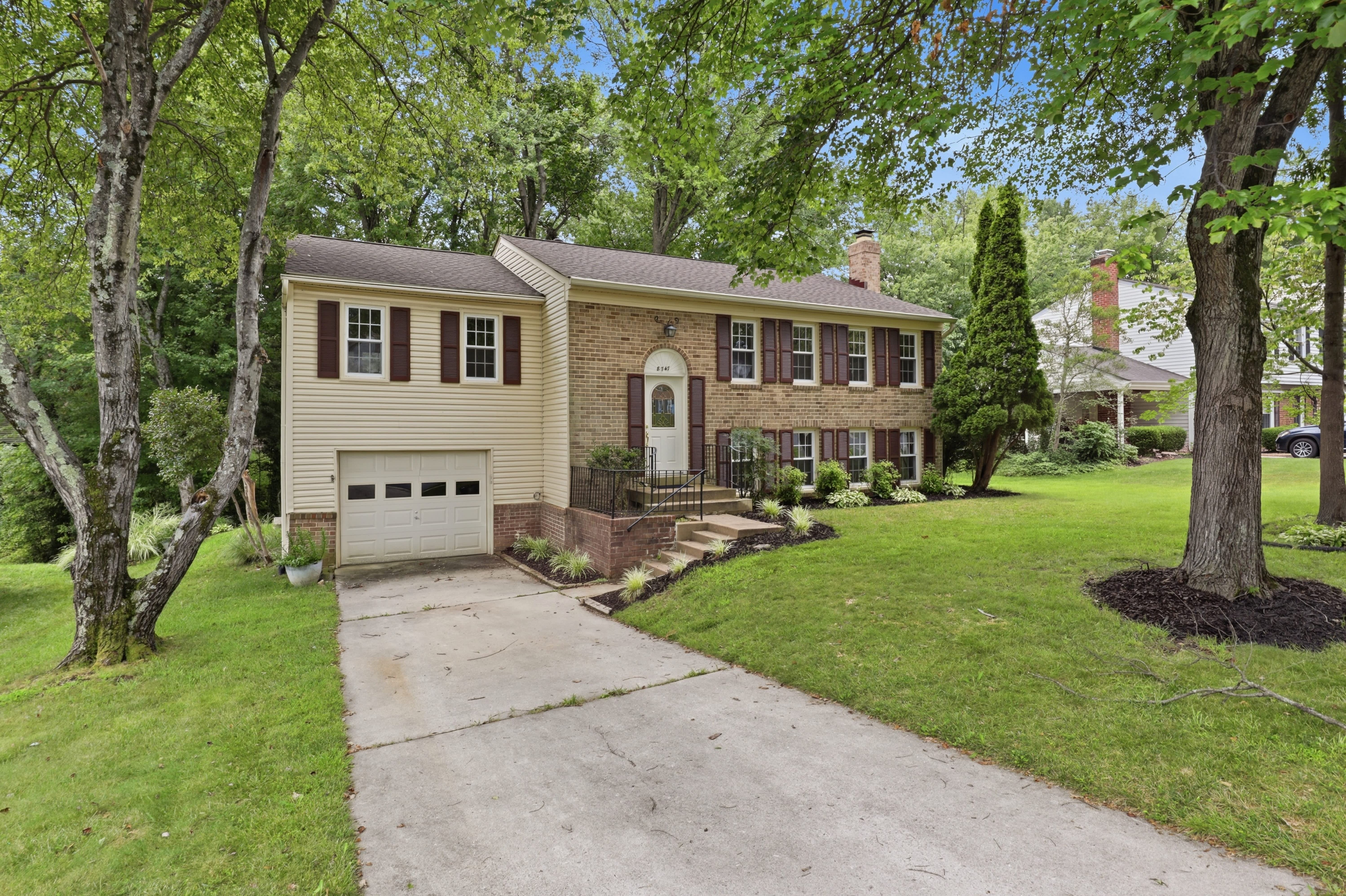 8747 Arley Dr – photo 4