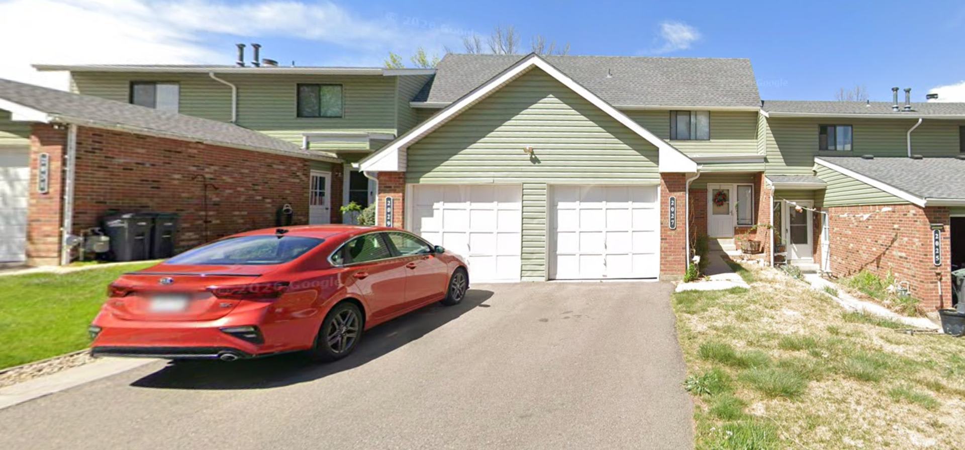 Views, Garage, End Unit Townhome – photo 2
