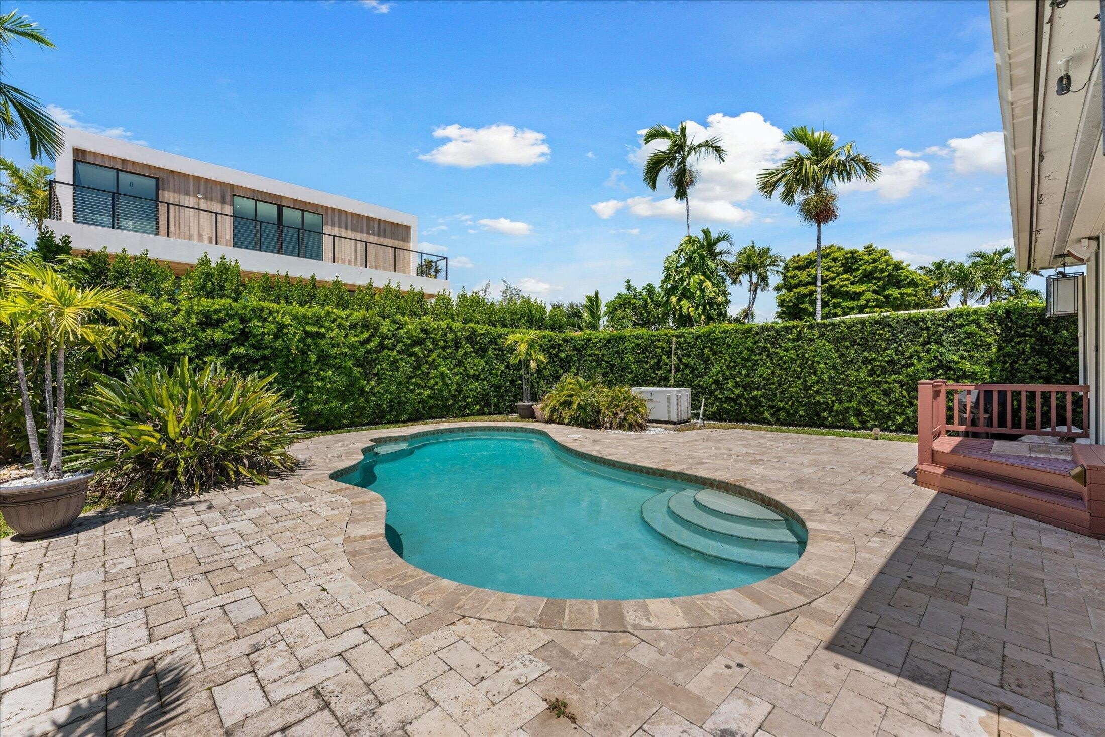 8934 Emerson Avenue – photo 2