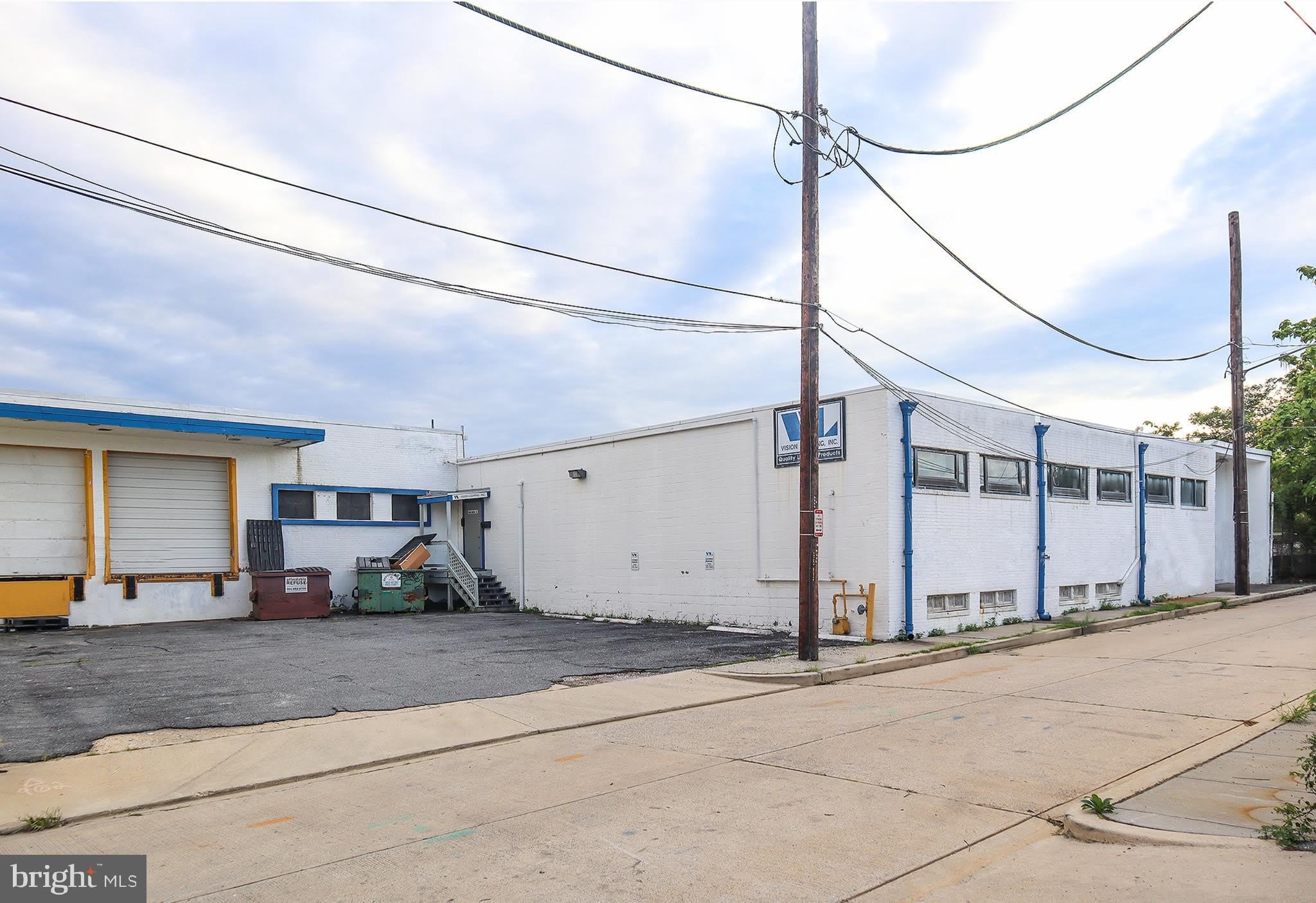 300 VINE Street NW – photo 3