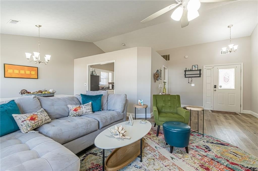 3195 Jorden Crest Court – photo 4