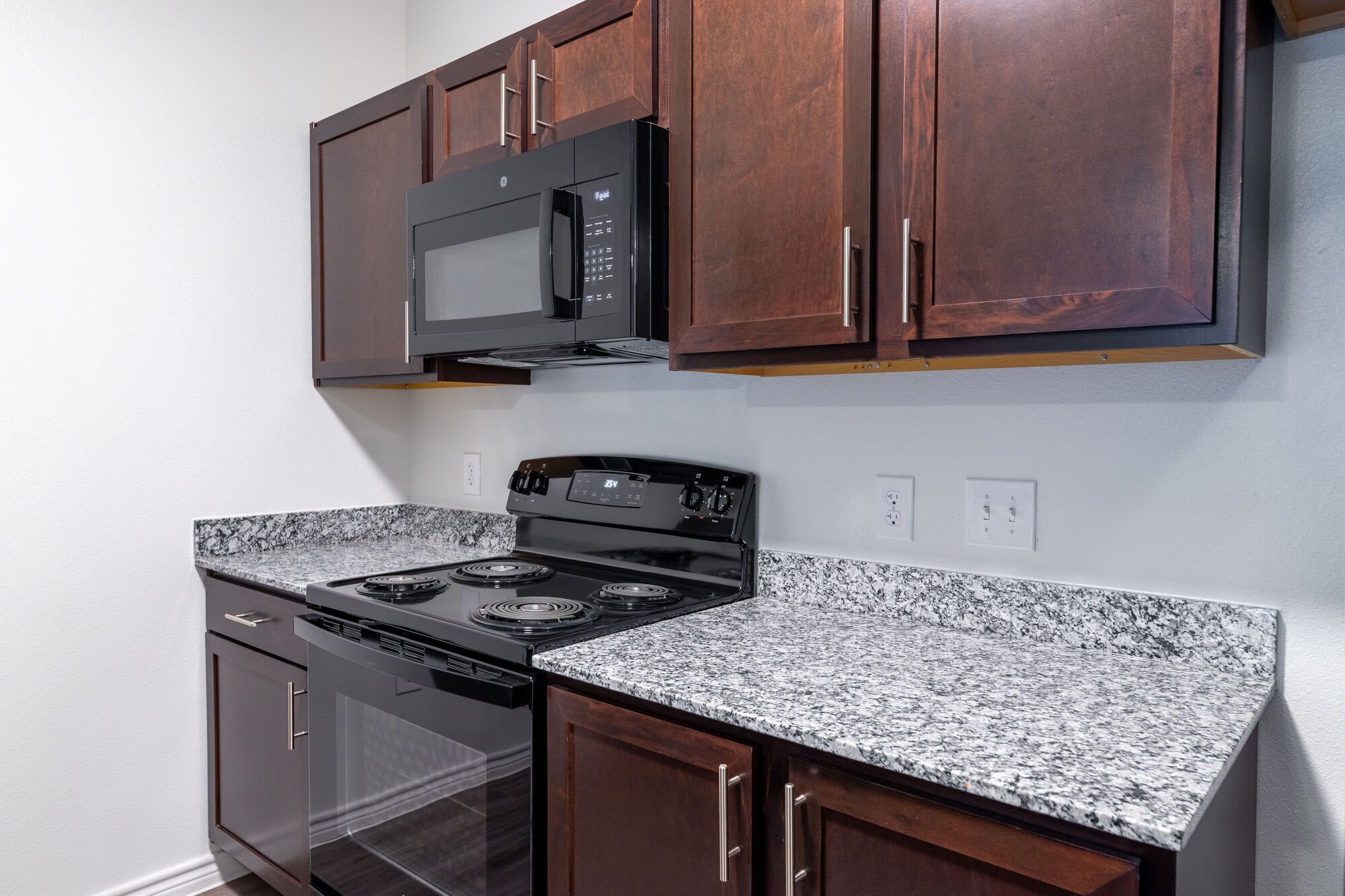 Stallion Ridge Apartments Affordable Housing – photo 3