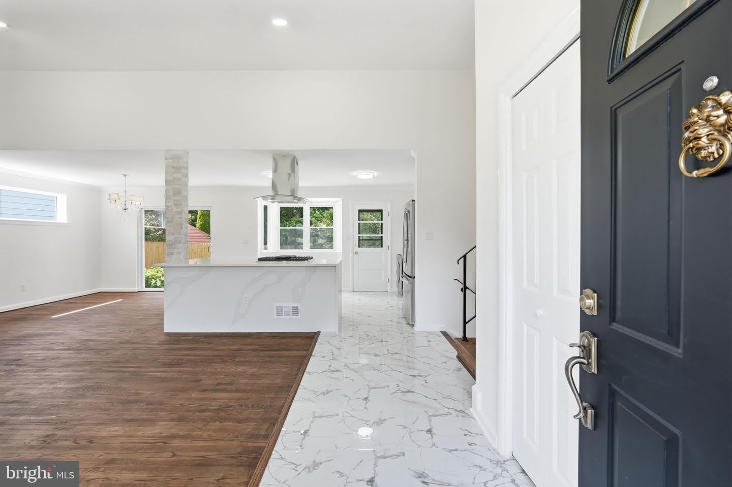 9831 SINGLETON DR – photo 5
