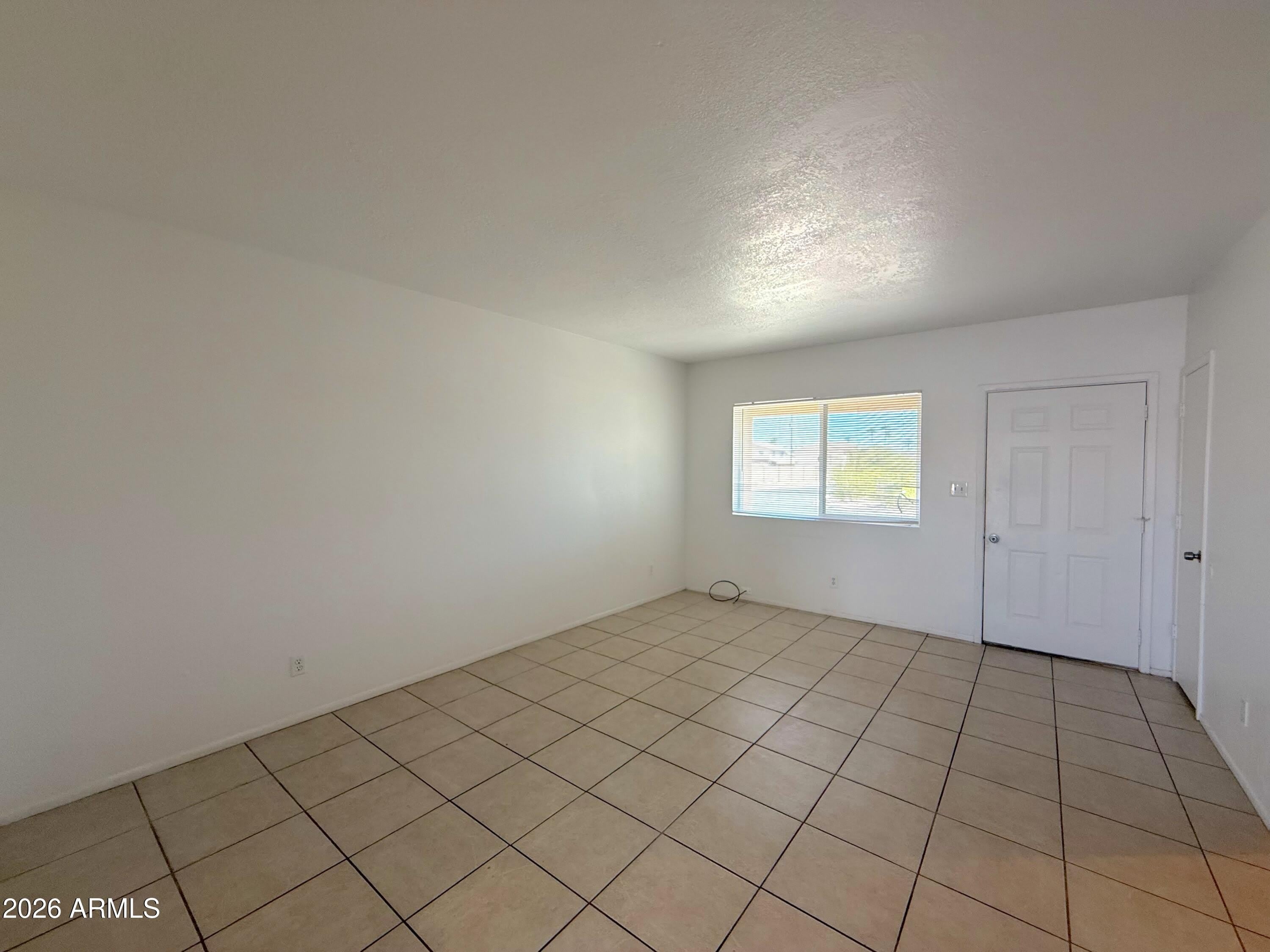 522 E 9th Avenue – photo 5