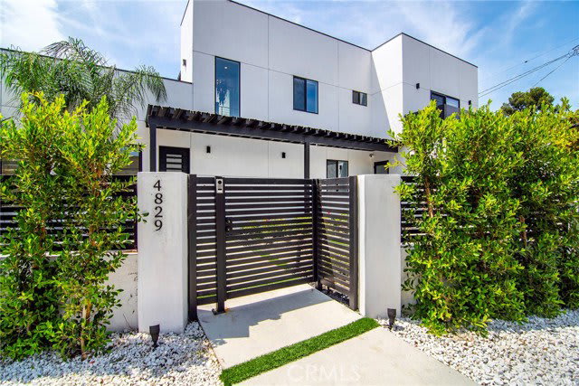 4829 Saloma Avenue – photo 5