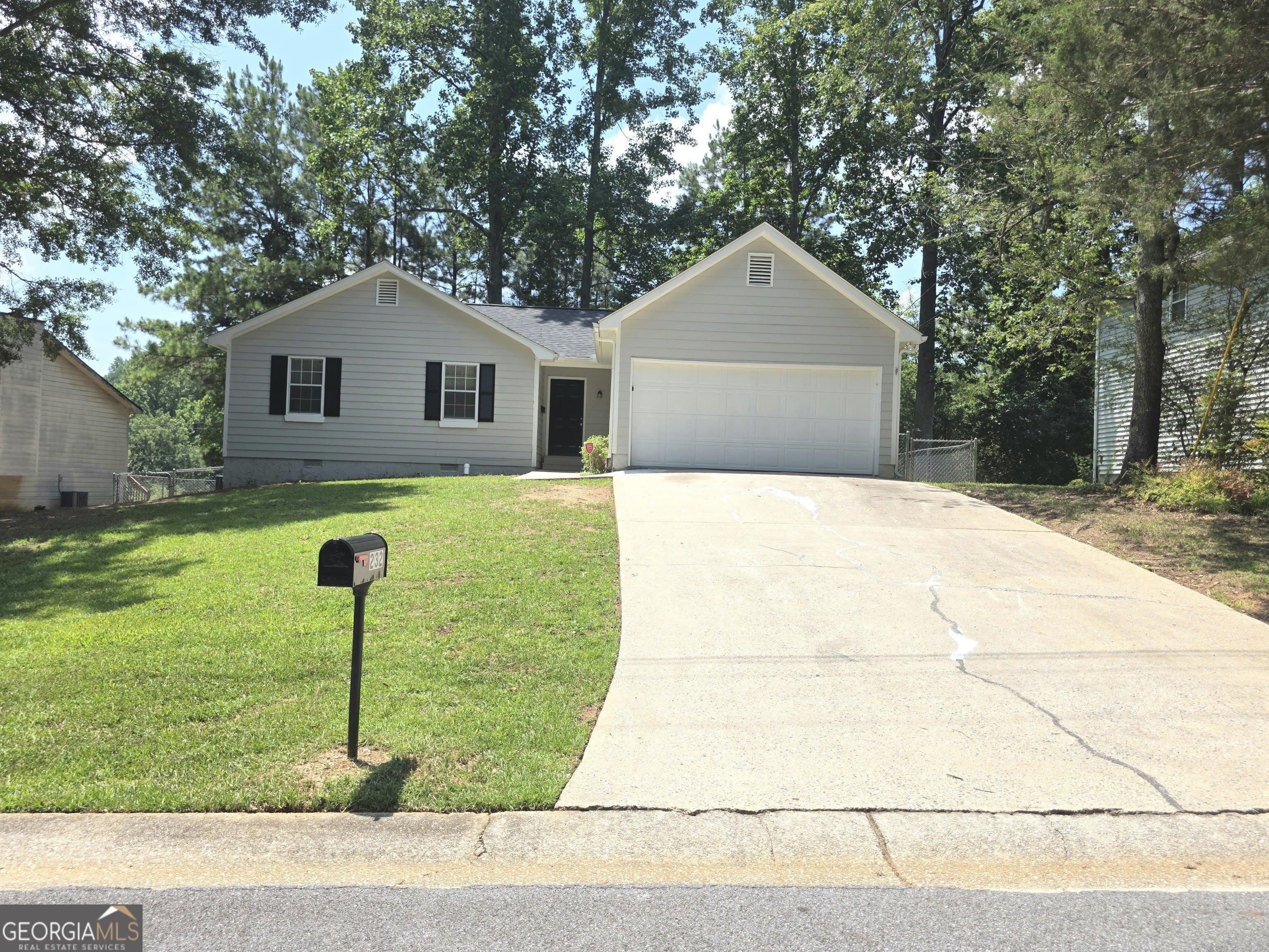232 Hampton Drive – photo 1